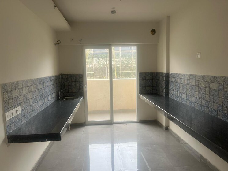 Kitchen, tulip-yellow 3 Bedroom 1704 Sq.Ft. Apartment In Sector 69 Gurgaon 9039161