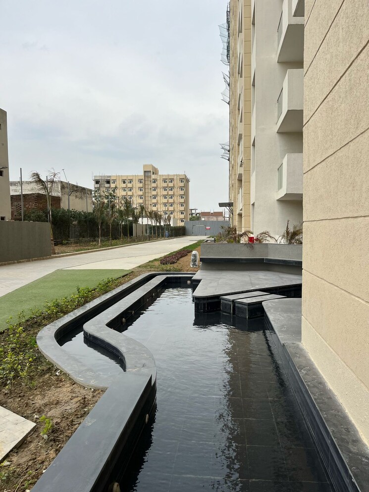 Exterior View, tulip-yellow 3 Bedroom 1704 Sq.Ft. Apartment In Sector 69 Gurgaon 9039161