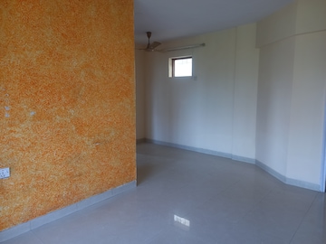 Room in 2 BHK Apartment at Gundecha Valley of Flowers, Kandivali East – for Rent