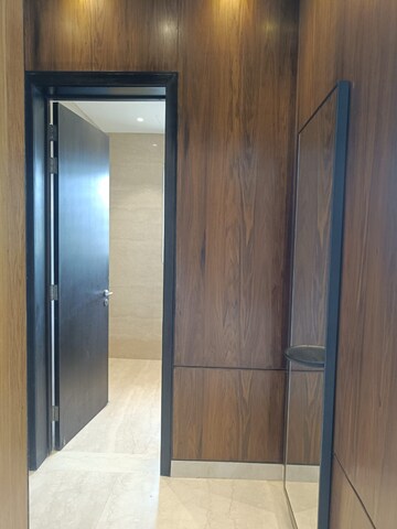 Room in 5 BHK Penthouse at Satellite – for Rent
