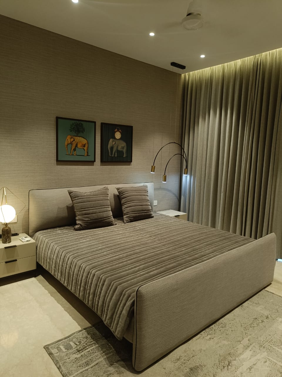 5 BHK + Servant Room Penthouse For Rent in 5bhk Duplex