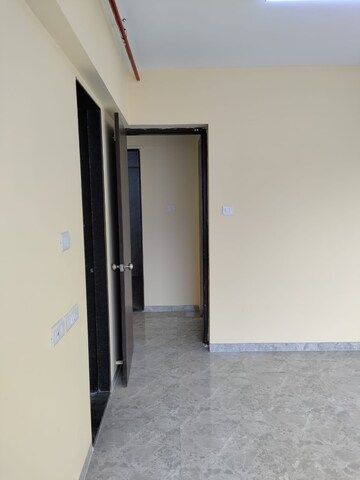 Bedroom in 2 BHK Apartment at Yash Signature, Chembur – for Rent