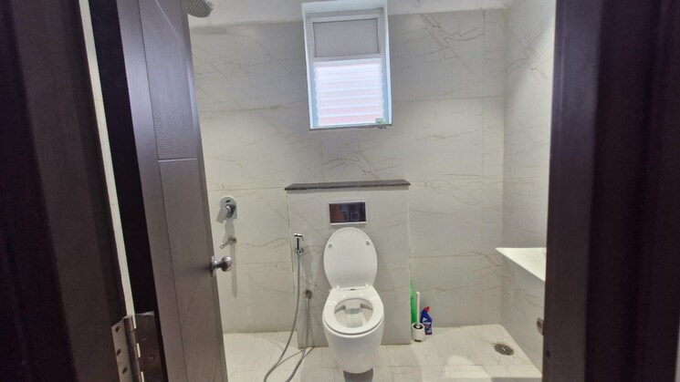 Bathroom, pruthvi-adithya-belmont-greene 4 Bedroom 4200 Sq.Ft. Villa In Tellapur Hyderabad 9039198