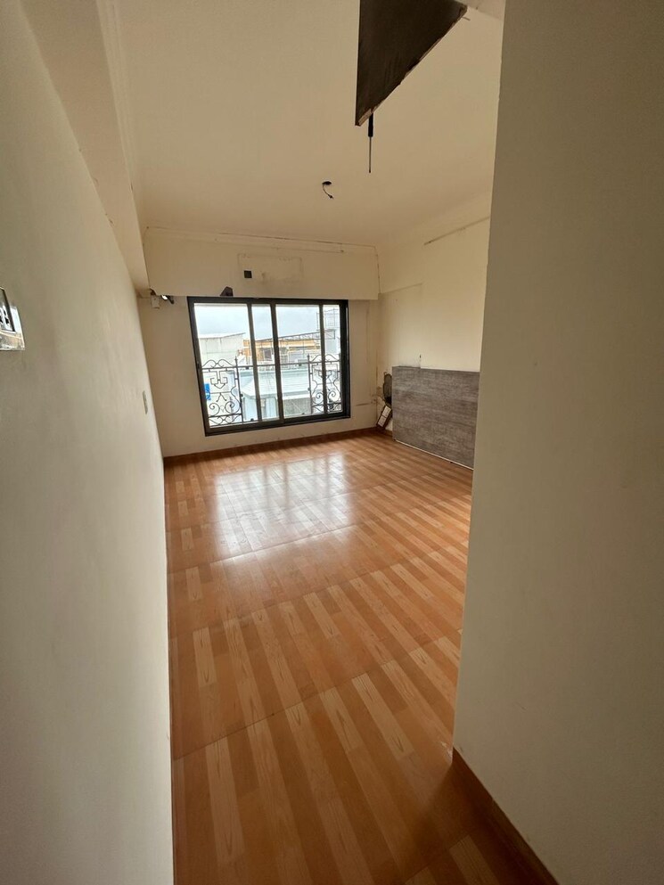 Room, vile parle east 3 Bedroom 980 Sq.Ft. Apartment In Vile Parle East Mumbai 9039222