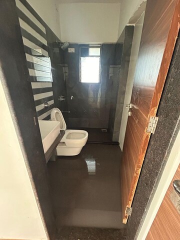 Bathroom in 3 BHK Apartment at Vile Parle East – for Sale