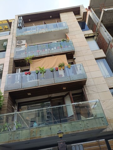 4 BHK Builder Floor – Exterior View View at Maharani Bagh - for Rent