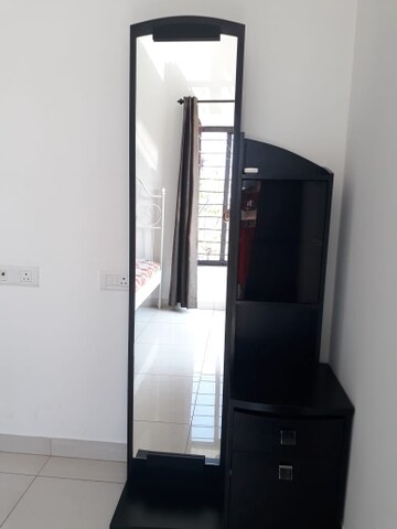 Furnished Amenities in 3 BHK Apartment at Kadamba Plateau – for Rent
