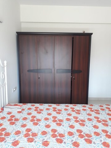 Bedroom in 3 BHK Apartment at Kadamba Plateau – for Rent