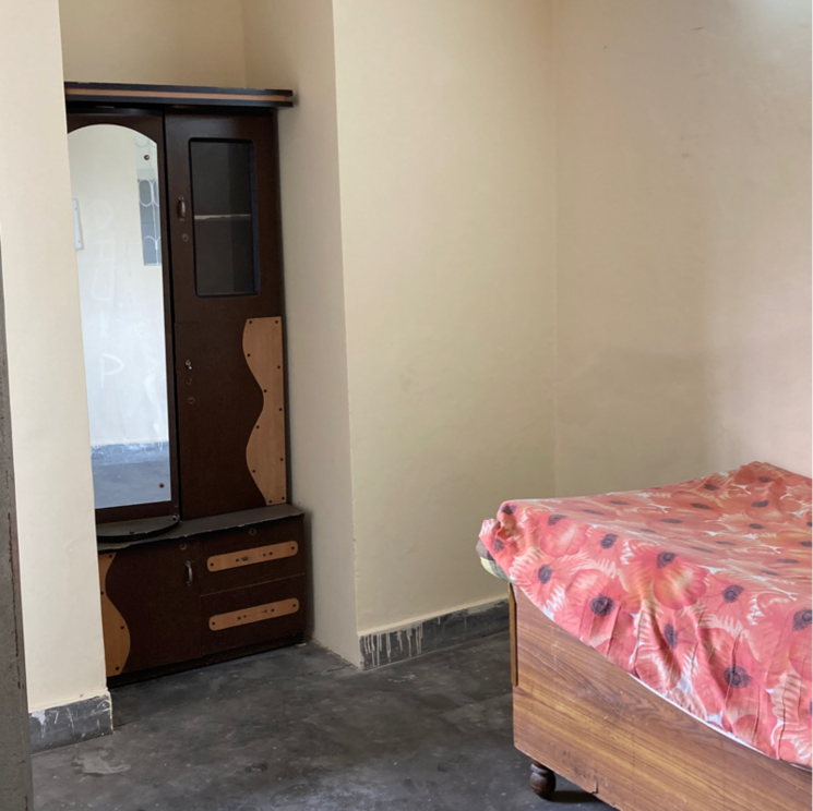 Other, jaipuria-plaza 2 Bedroom 250 Sq.Yd. Builder Floor In Sector 26 Noida 9039486