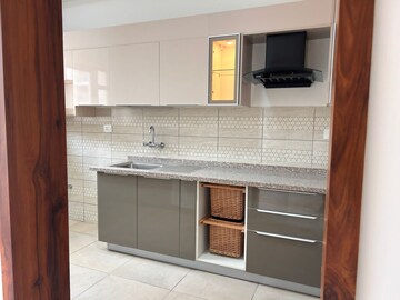 Kitchen in 3 BHK Apartment at Prestige Finsbury Park Regent, Bagaluru – for Rent