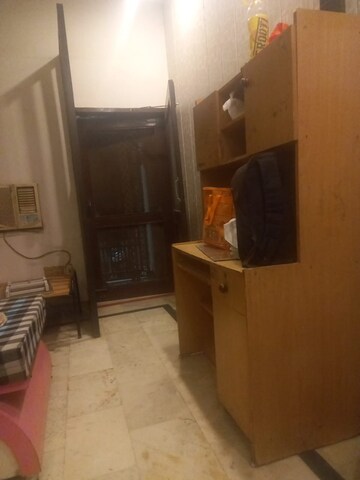 Furnished Amenities in  Pg at Vivek Vihar – for Rent