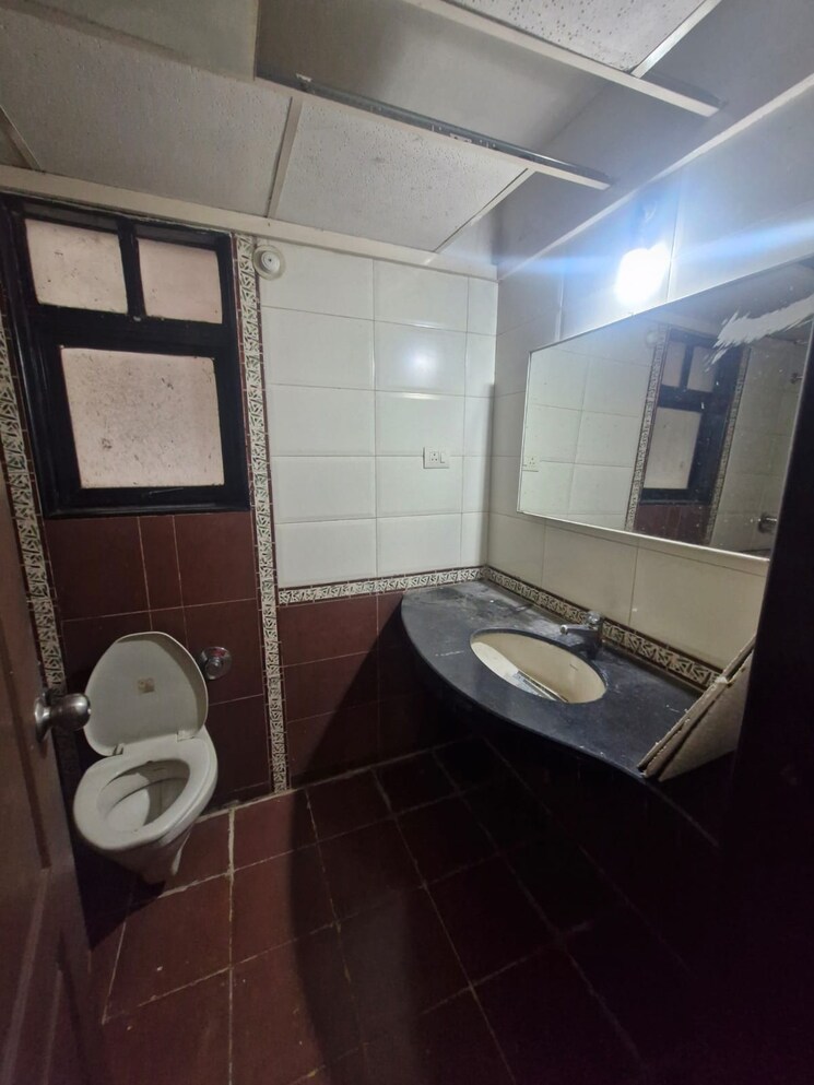 Bathroom, bramha-suncity 2 Bedroom 1086 Sq.Ft. Apartment In Wadgaon Sheri Pune 9039547