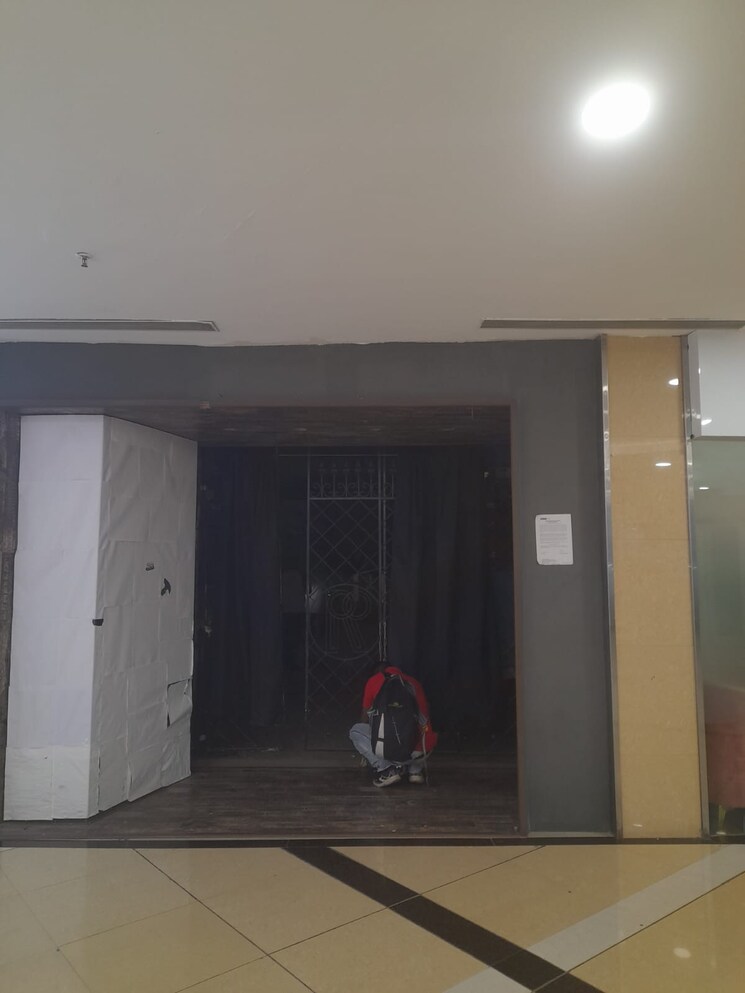 undefined, phoenix-marketcity Commercial Shop 600 Sq.Ft. In Kurla West Mumbai 9039526