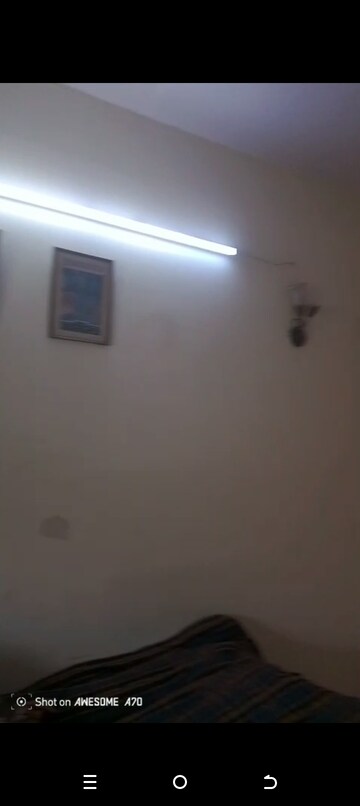 Room in 3.5 BHK Apartment at Royal Apartments, Sigma Iv Greater Noida – for Sale
