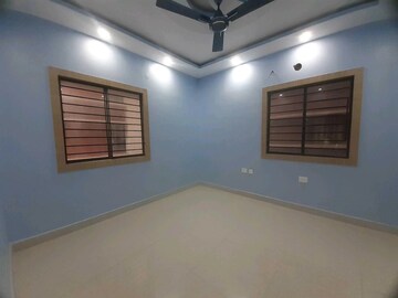 Room in 3 BHK Apartment at DTC Southern Heights, Joka – for Rent