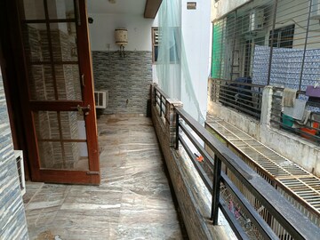 Balcony in 3 BHK Builder Floor at Malibu Shopping Arcade, Sector 47 – for Rent