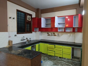 Kitchen in 3 BHK Builder Floor at Malibu Shopping Arcade, Sector 47 – for Rent