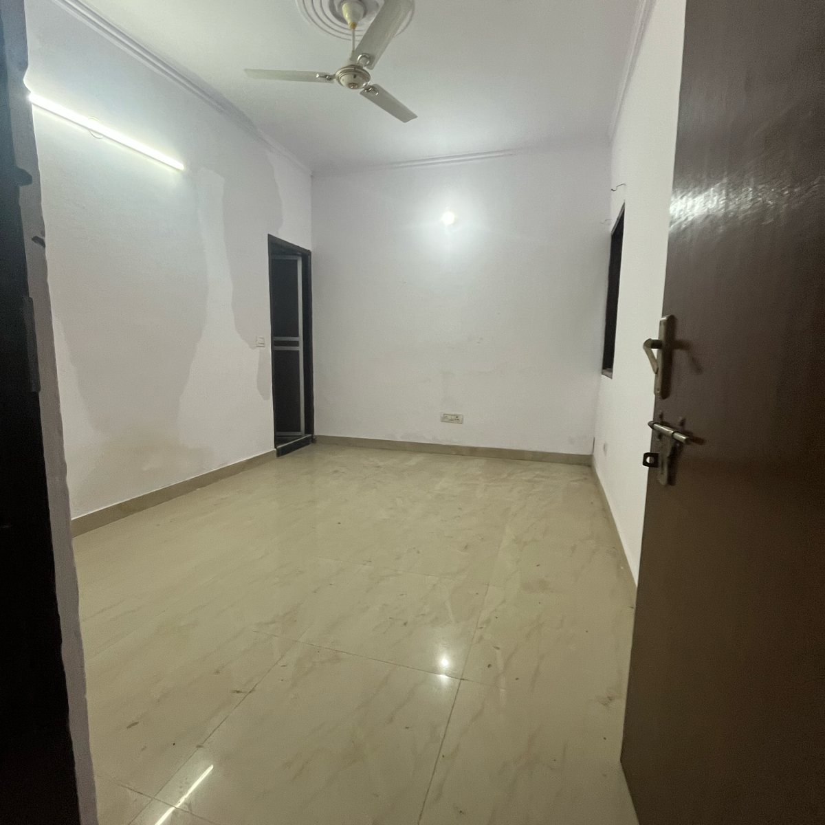 2 BHK Builder Floor For Rent in Neb Sarai