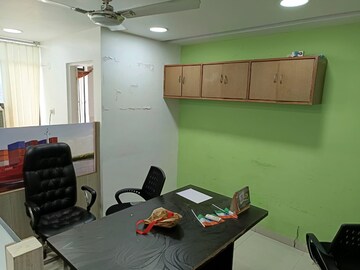  Office Space For Rent in Khusrupur
