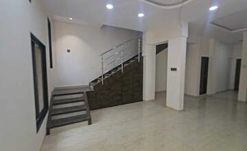 Room in 3 BHK Villa at Bramha Paradise, Bund Garden Road – for Rent