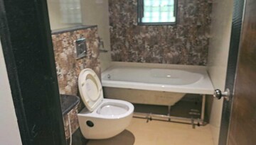 Bathroom in 3 BHK Villa at Bramha Paradise, Bund Garden Road – for Rent
