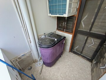 2 BHK Apartment For Rent in Gaur City 2 - 10th Avenue, Sector 16c Greater Noida