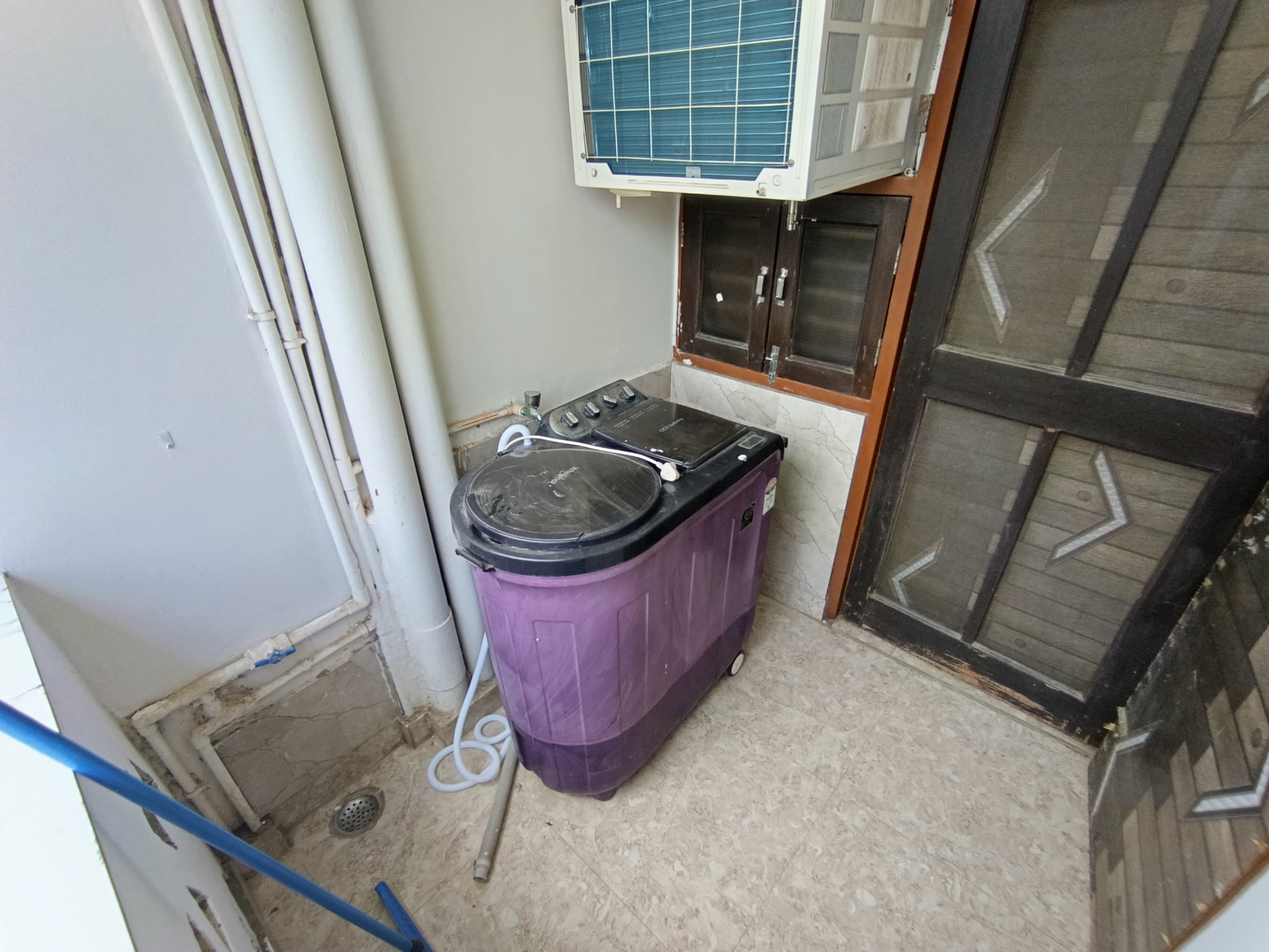 2 BHK Apartment For Rent in Gaur City 2 - 10th Avenue