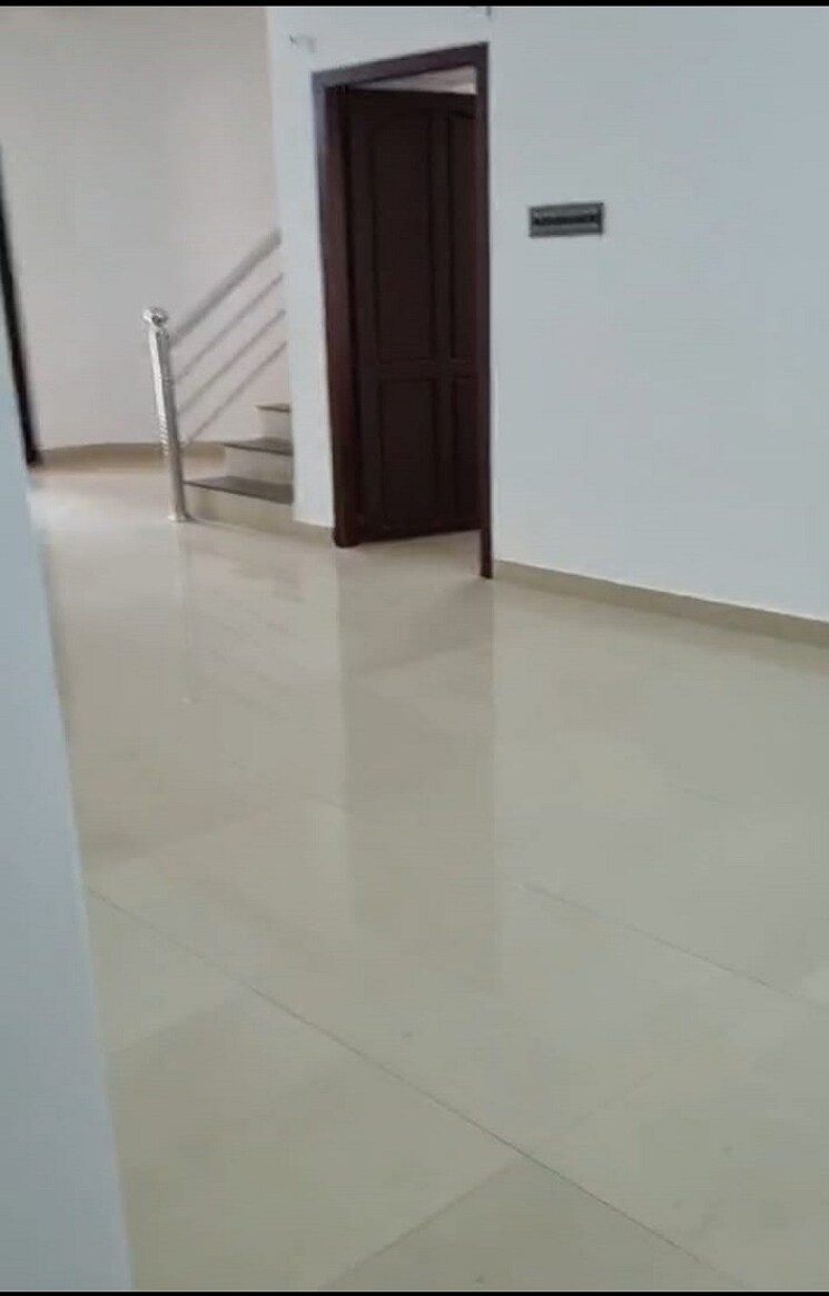 Room, kuttumuku 4 Bedroom 2400 Sq.Ft. Independent House In Kuttumuku Thrissur 9039745