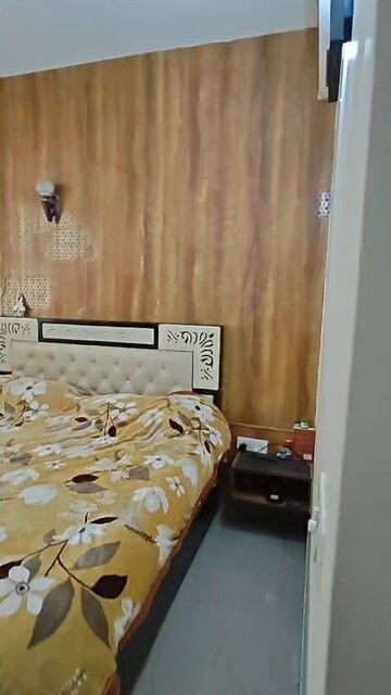 Bedroom in 3.5 BHK Apartment at SRS Residency, Sector 88 – for Rent
