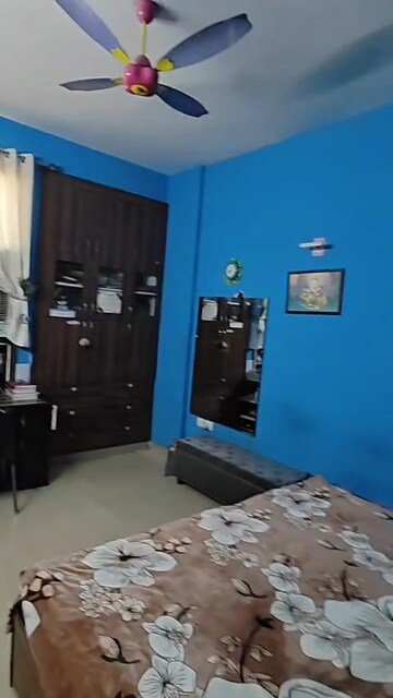 Furnished Amenities in 3.5 BHK Apartment at SRS Residency, Sector 88 – for Rent