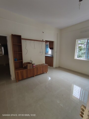 Room in 1 BHK Builder Floor at Hsr Layout – for Rent