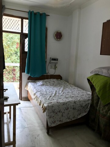 Bedroom in 3 BHK Builder Floor at Old Rajinder Nagar – for Rent