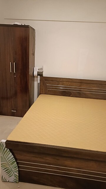 Bedroom in 2 BHK Apartment at Sheth Vasant Oasis, Andheri East – for Rent
