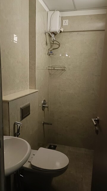 Attached Bathroom in 2 BHK Apartment at Sheth Vasant Oasis, Andheri East – for Rent