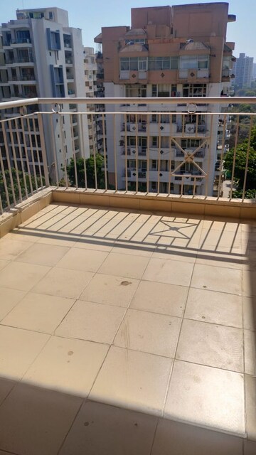 Balcony in 3.5 BHK Apartment at Ardee City Palm Grove Heights, Sector 52 – for Rent