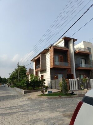4 BHK Independent House For Sale in Sector 7