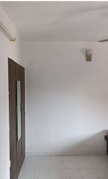 Room in 1 BHK Apartment at Ocean View Castle, Kharghar Sector 13 – for Sale