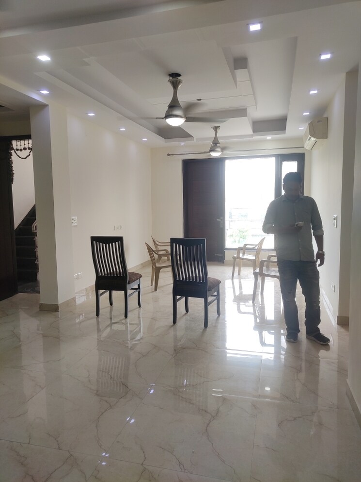 Living Room, sector 43 3 Bedroom 2300 Sq.Ft. Independent House In Sector 43 Noida 9040022