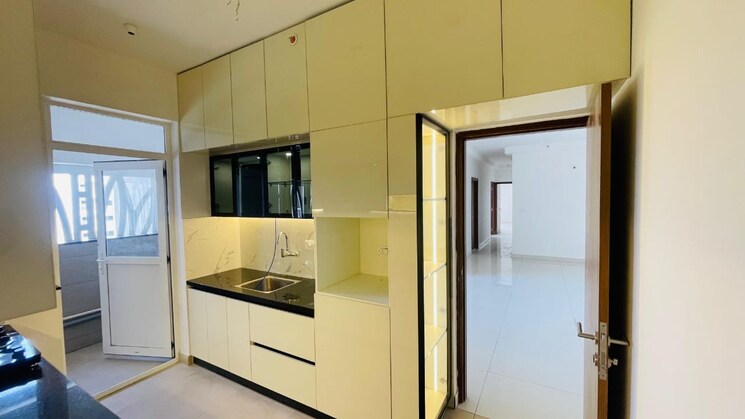 Kitchen, sarjapur road 3.5 Bedroom 1898 Sq.Ft. Apartment In Sarjapur Road Bangalore 9040052