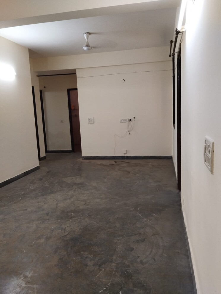 Room, karanvir-towers 3 Bedroom 2150 Sq.Ft. Apartment In Sector 52 Gurgaon 9040055