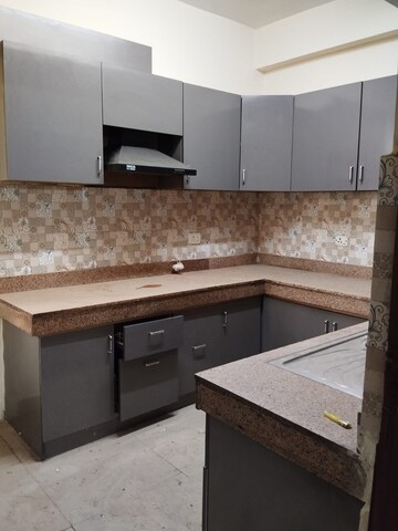 Kitchen in 3 BHK Apartment at Karanvir Towers, Sector 52 – for Rent