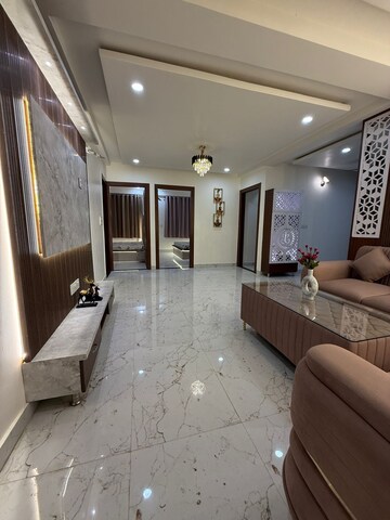 Living Room in 3 BHK Apartment at Raja Park – for Rent