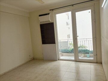 Room in 2 BHK Apartment at Eros Wembley Estate, Sector 50 – for Rent