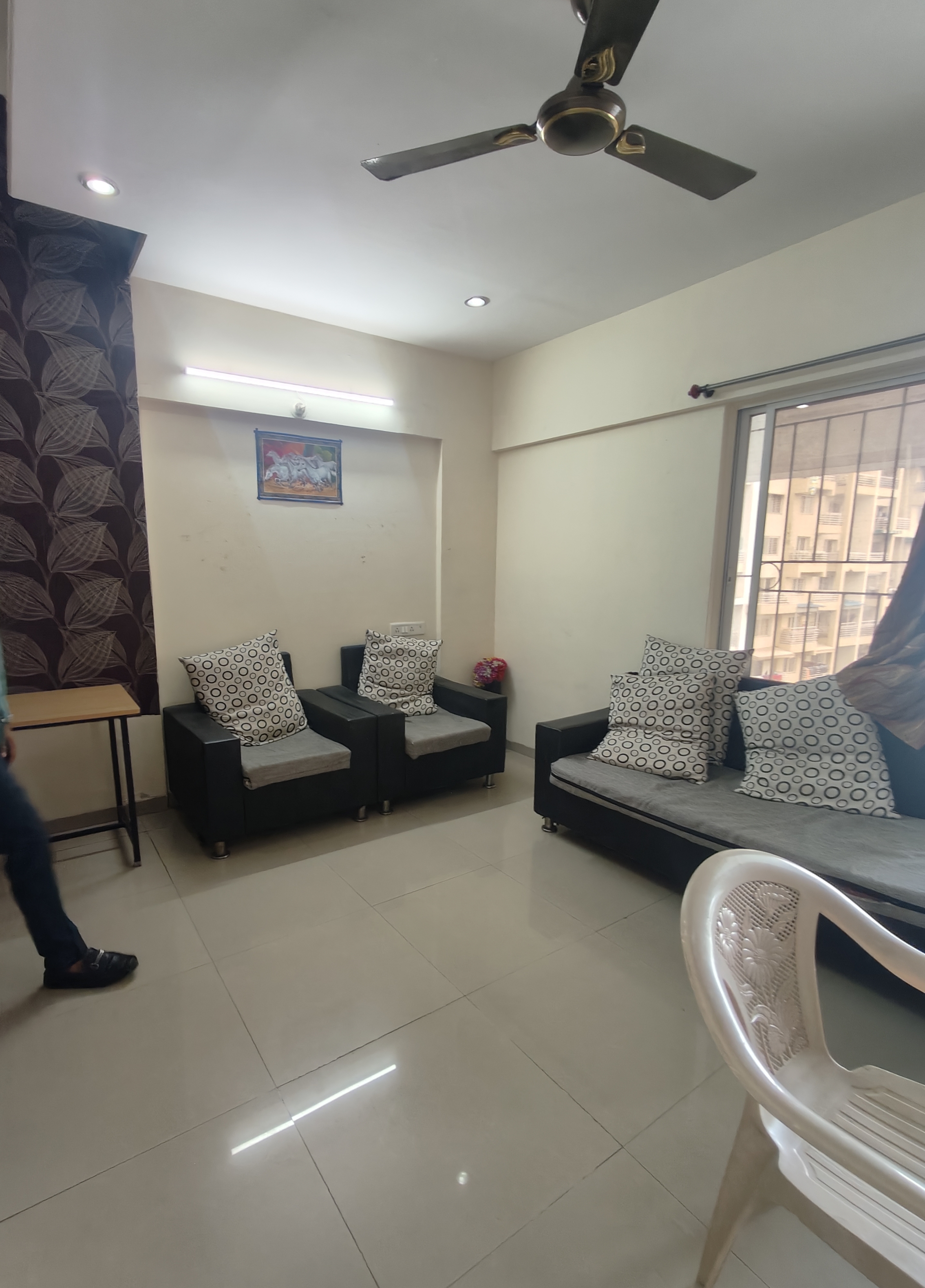 2 BHK + Pooja Room Apartment For Sale in Greenland Society