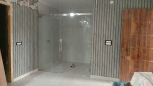 Room in 3 BHK Builder Floor at Nehru Nagar Iii – for Sale