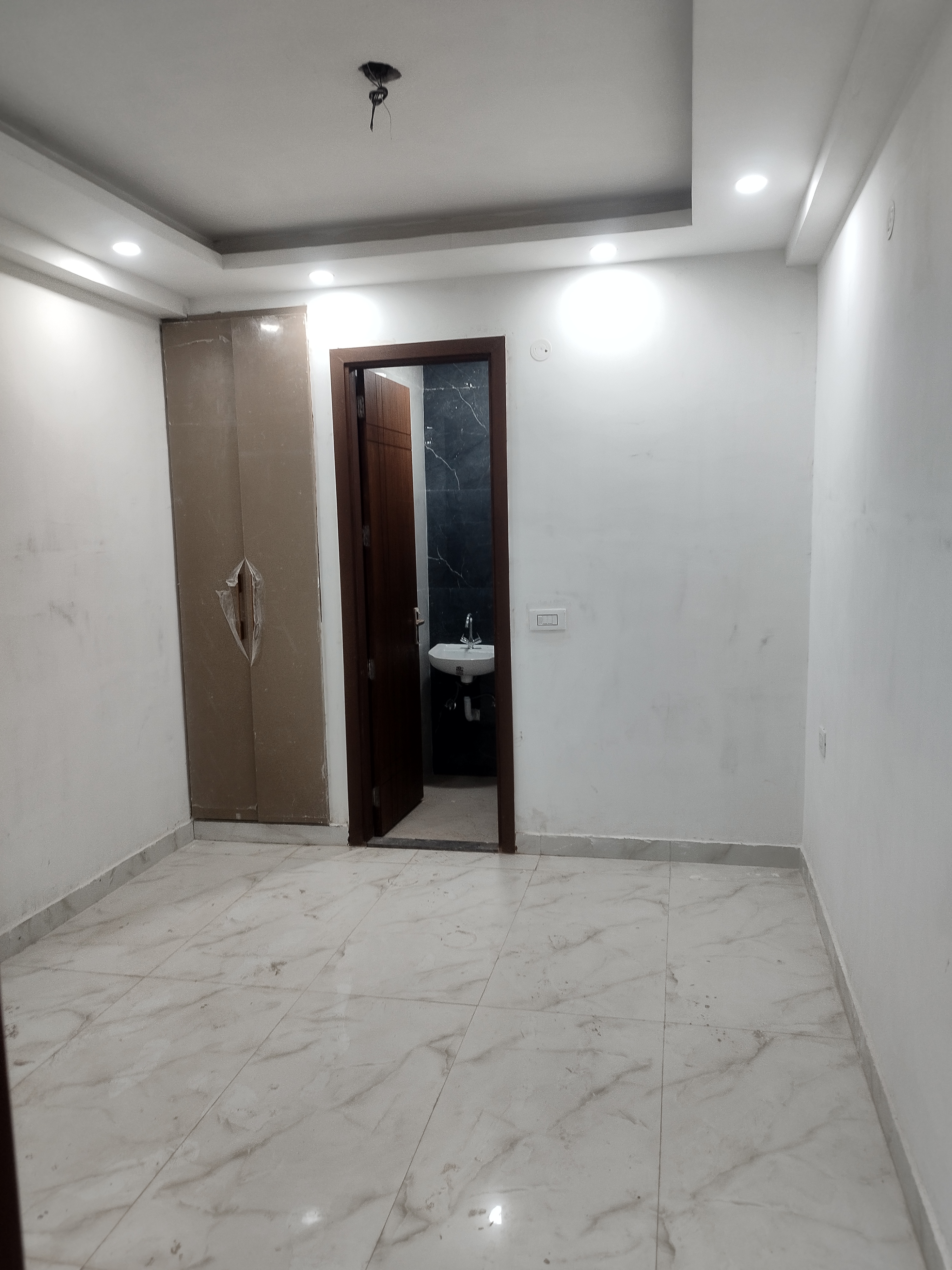1 RkBuilder Floor For Sale in Ignou Road 