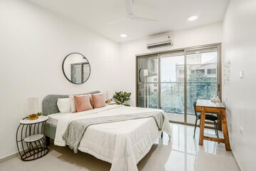 Master Bedroom in 3 BHK Apartment at K Raheja Vistas, Powai – for Rent