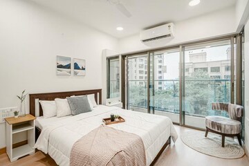 Bedroom in 3 BHK Apartment at K Raheja Vistas, Powai – for Rent
