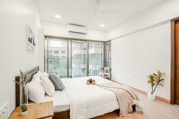Bedroom in 3 BHK Apartment at K Raheja Vistas, Powai – for Rent