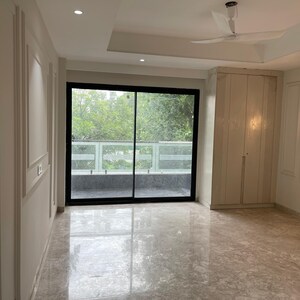 Room in 3 BHK Builder Floor at Meffier Golden Park, Sohna Sector 4 – for Sale